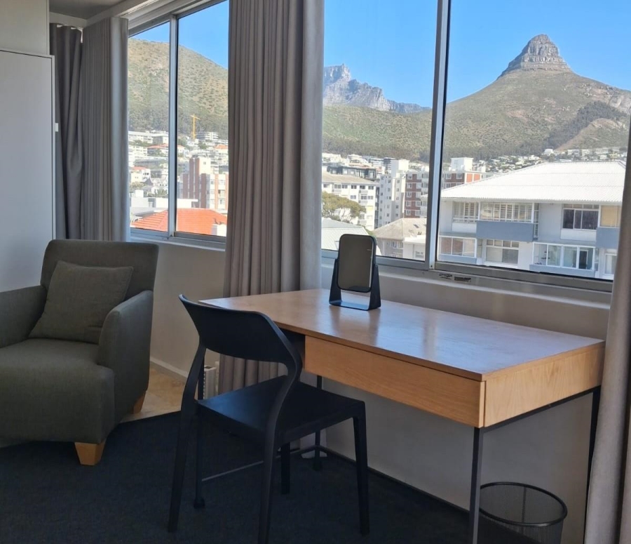 2 Bedroom Property for Sale in Sea Point Western Cape